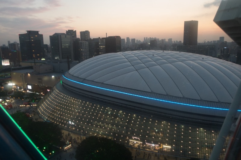 東京ドームを間近で見下ろすのはなかなか楽しい