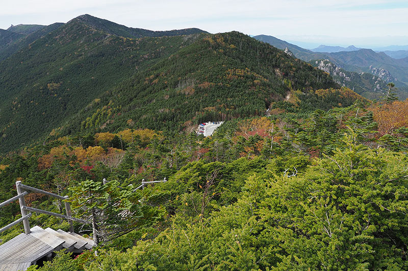 大弛峠の駐車場です