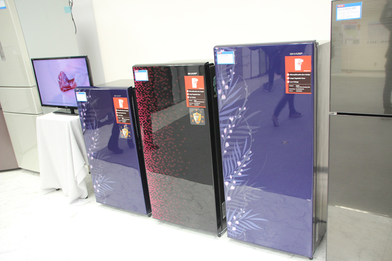 インドネシアで好評の花柄デザインモデル