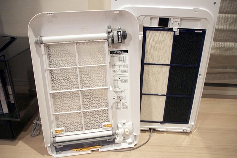 内部のフィルターは必ずビニールを外す