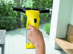 ケルヒャー、軽量・コンパクトで手軽に掃除できる窓用バキューム