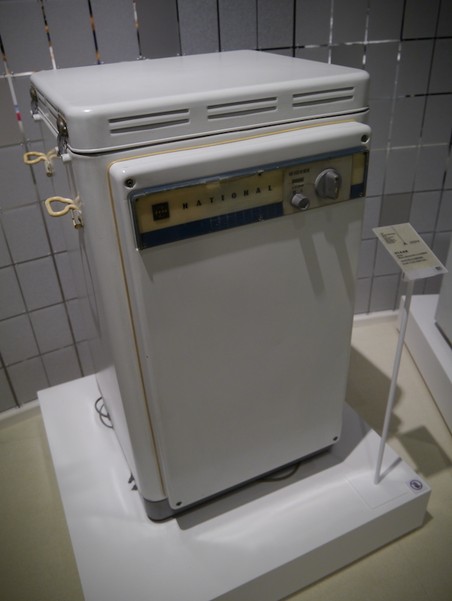 1959年発売の電気洗濯機