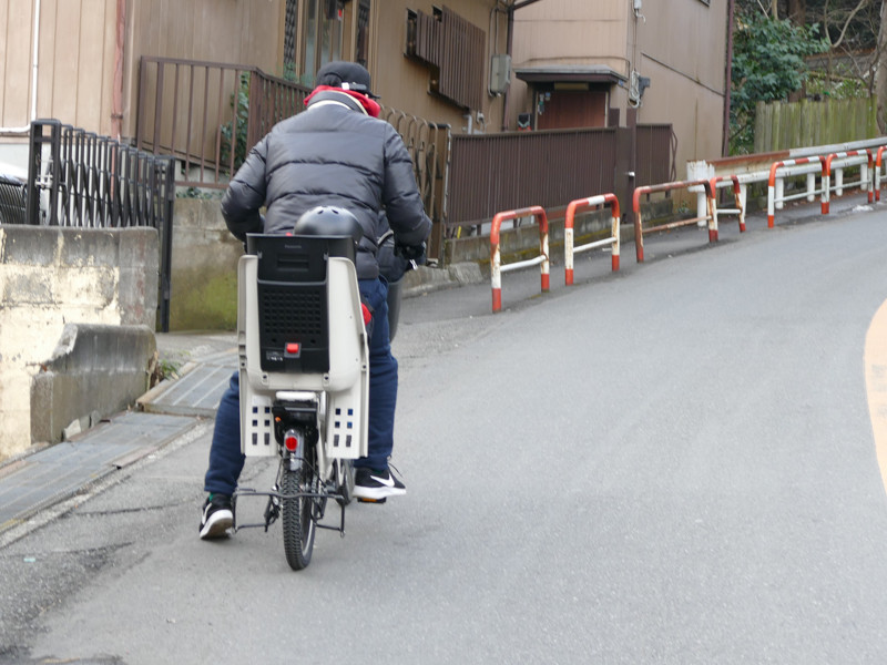 すごい急な坂だって、子供を乗せてスイスイ上れます