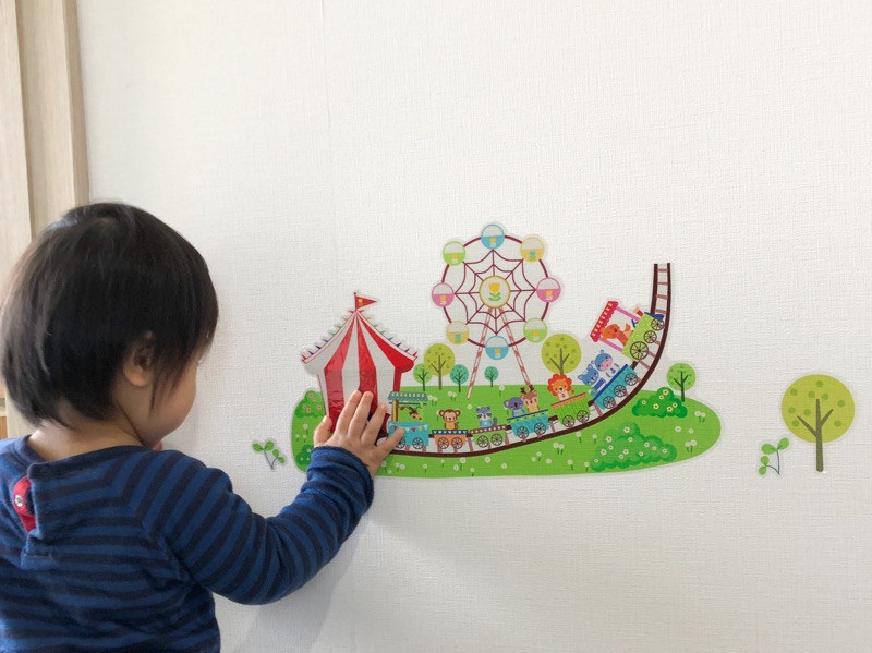 とりあえず適当に本体部分を貼ったらやり直す羽目になった