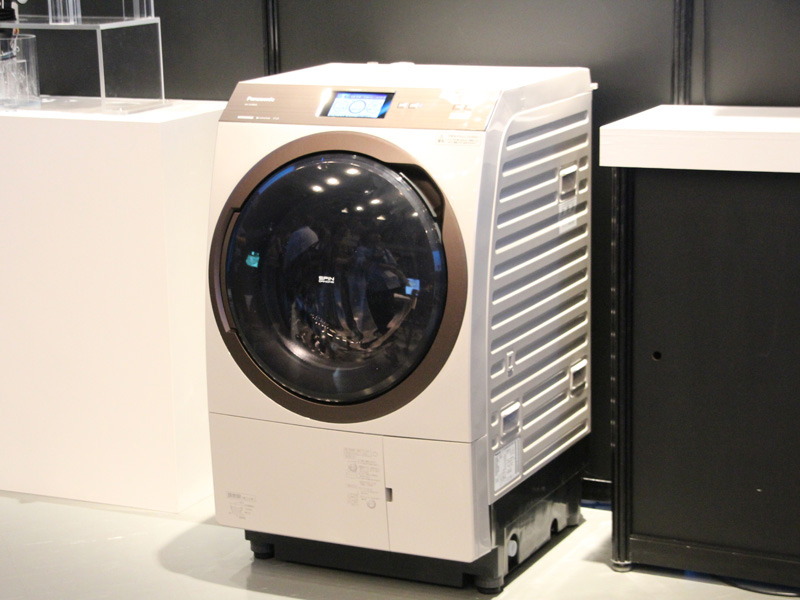 洗剤の自動投入機能を備えた「ななめドラム洗濯乾燥機」
