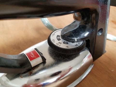 わたしの思い出家電】東芝「ミゼットアイロン ETI-10T」 - 家電 Watch