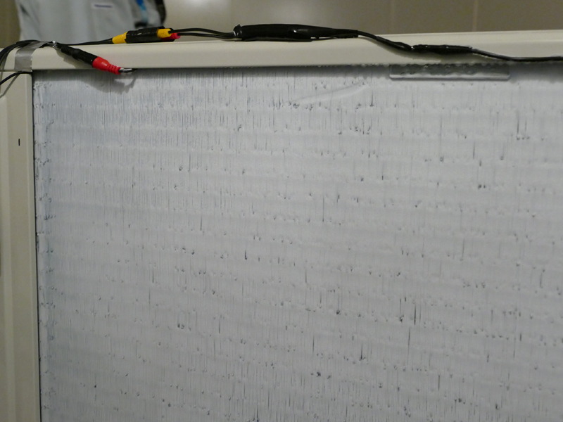 暖房運転していると、寒冷地だけでなく日本全国で霜が着く。こうなると空気の通りが悪くなるので、暖房効率が悪くなる