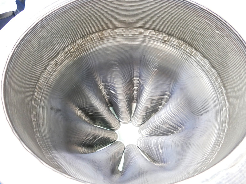 内部もこんな感じ。造形時間は6.5時間とのこと