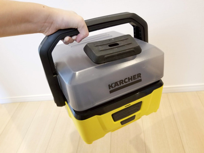 取っ手付きで持ち運べる