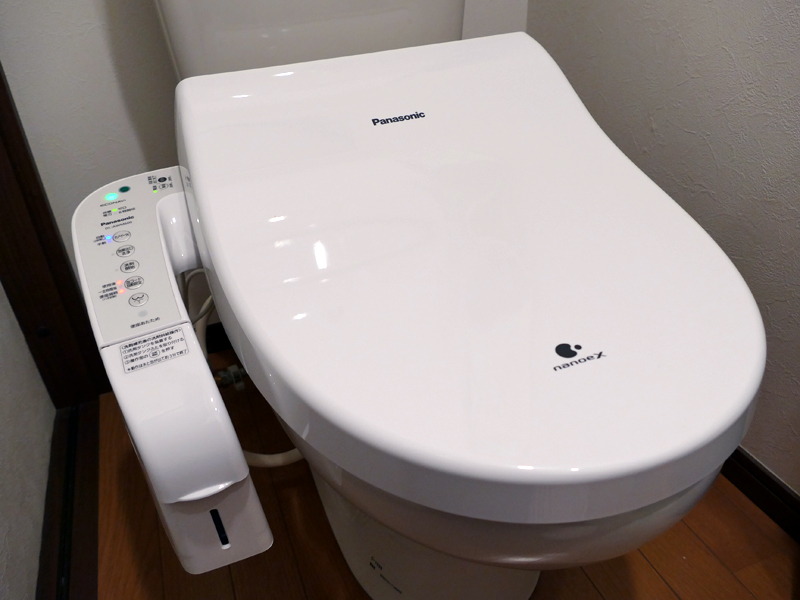 温水洗浄便座 ビューティ･トワレ DL-AWM600