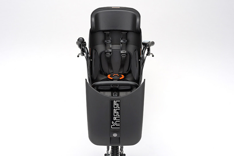 「Cocoon Room」のフロントガード開放時