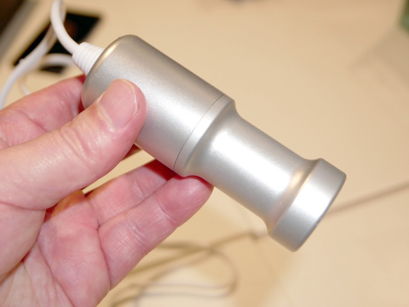 洗浄部は手のひらサイズ