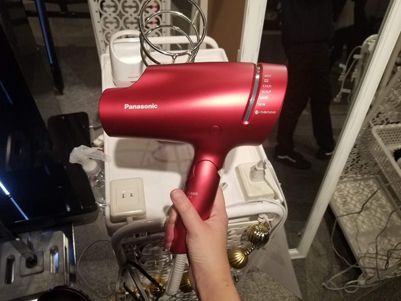 ヘアードライヤー「ナノケア」や、導入美容器「イオンエフェクター」などを無料体験できる
