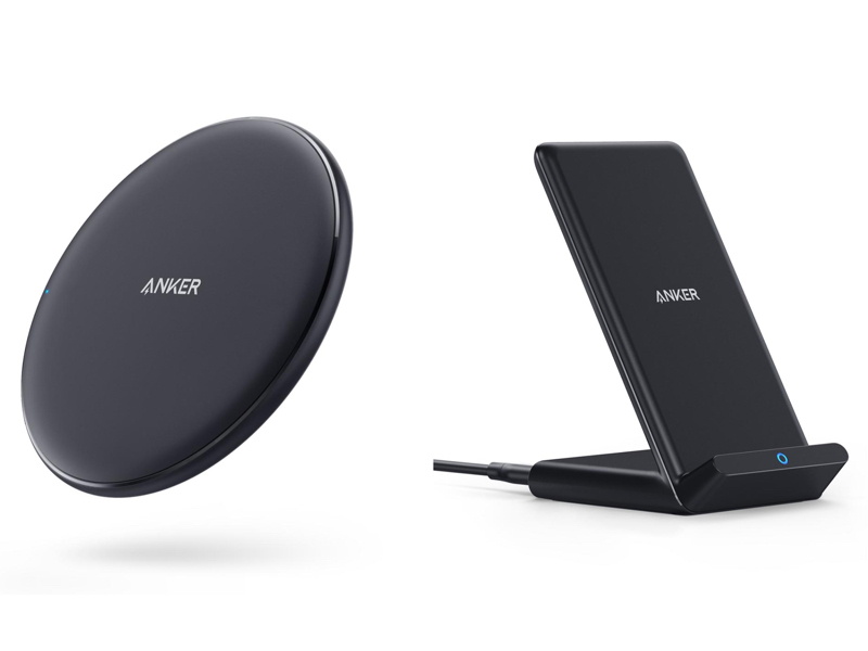 「Anker PowerWave 10 Pad」(写真左)、「Anker PowerWave 10 Stand」(写真右)