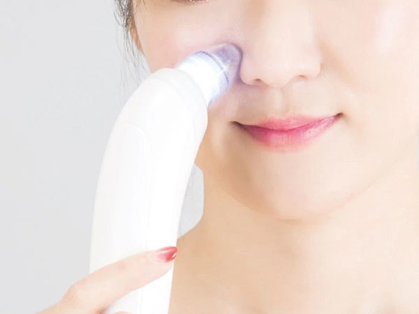 充電式 毛穴吸引器