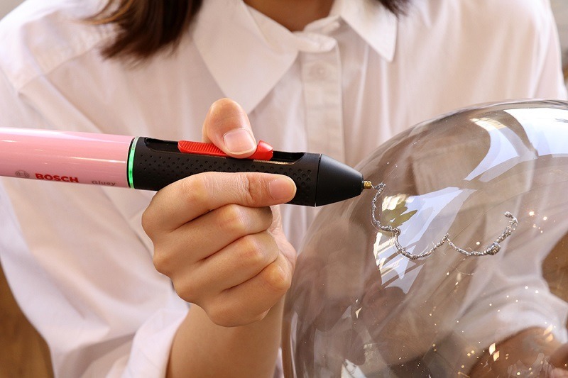 DIYだけでなくカラフルなグルーアートが楽しめる