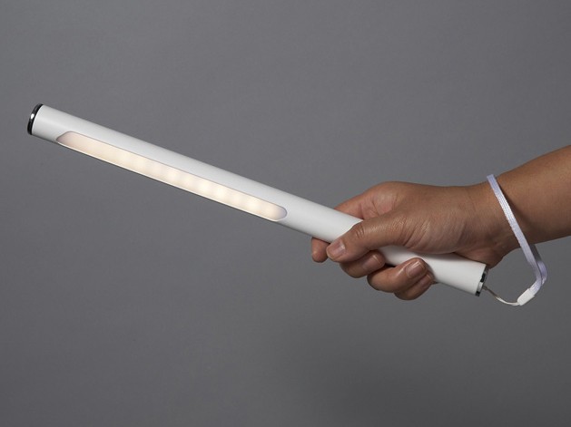 懐中電灯のように使える