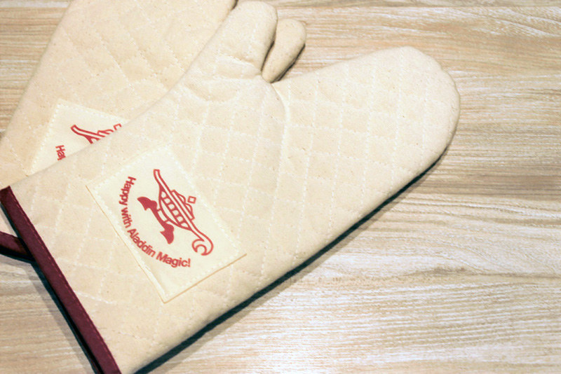 付属するオリジナルミトン