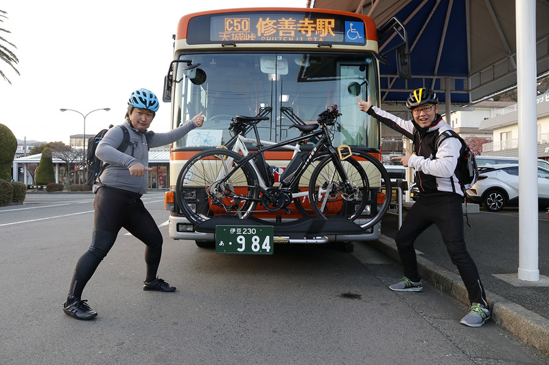 自転車は2台まで積載可能
