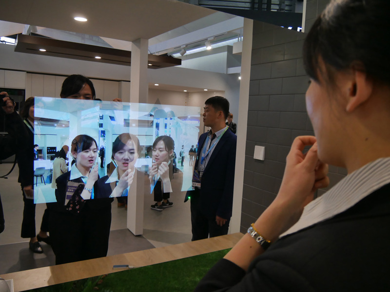 三面鏡としても利用できる