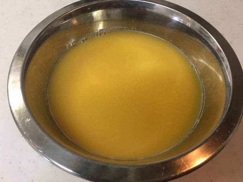 ヘルシオのデフォルトのレシピは卵とだし汁の割合が1対4だが、だし汁の量を少し減らして1対3.5にするのが黄金比率。その場合、卵2個、だし汁350cc、塩小さじ1/3弱、みりん小さじ１＋3/4（9cc）、薄口しょうゆ小さじ1弱