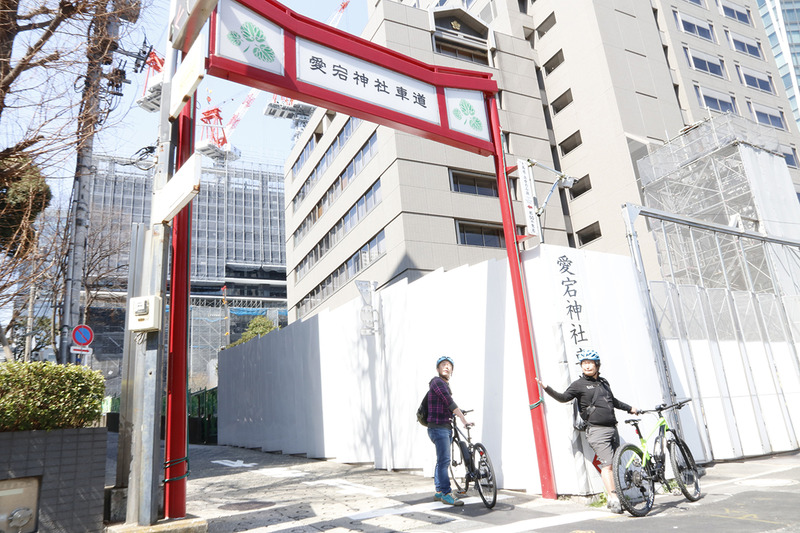 愛宕神社車道の激坂もe-bikeならラクラク上れる