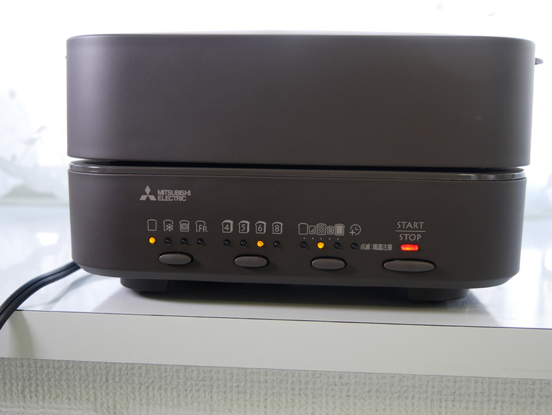 トースト、6枚切り、ふつうの焼き加減でスタート