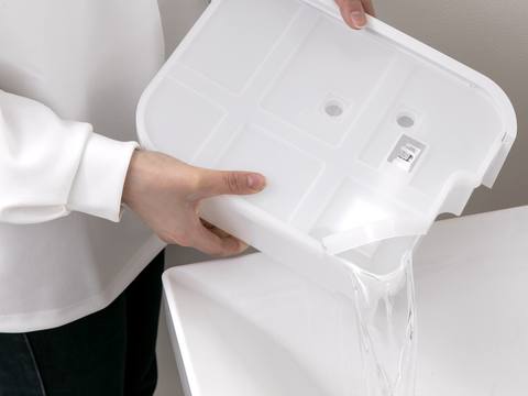 アイリスオーヤマ、衣類を素早く乾かす「サーキュレーター衣類乾燥除湿