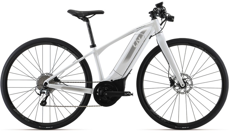 カラーはブルーとパールホワイトの2色