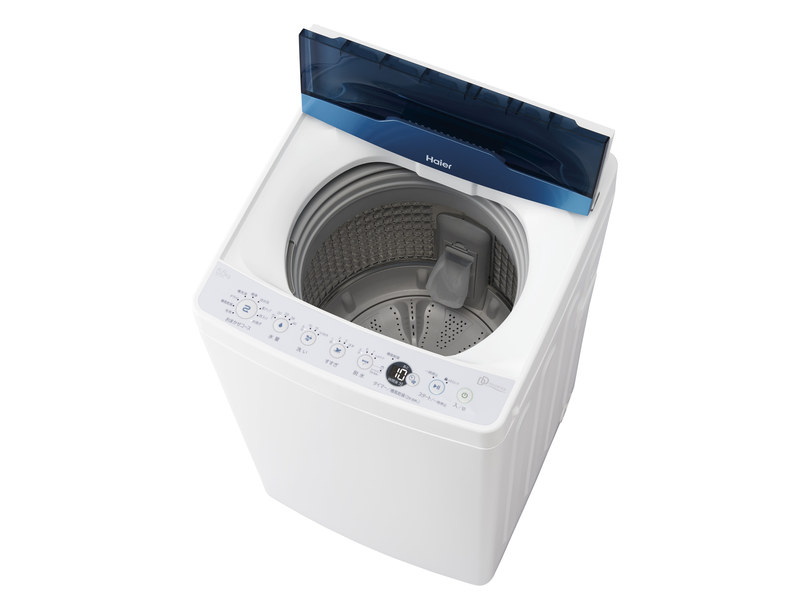 均一に排水穴を配置した凹凸のある洗濯槽により、ムラを抑えた脱水を実現するという