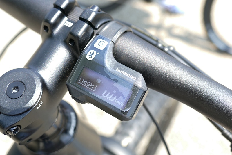 小型化されたシマノ製のディスプレイ