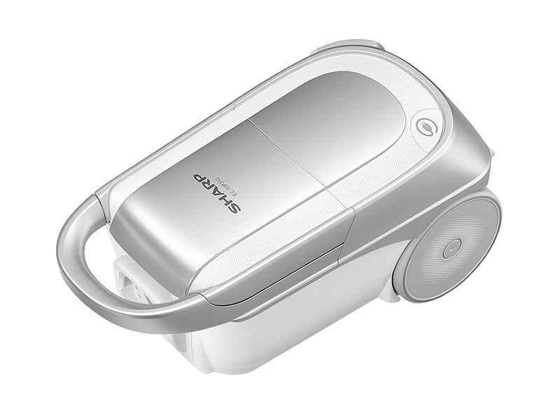 軽量で取り回しやすい。自動エコモードも便利