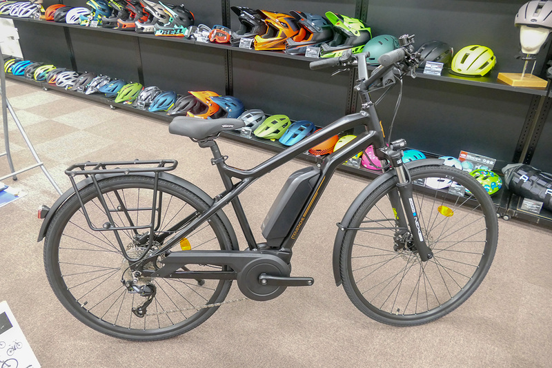 クロスバイクタイプの「Samedi 28.1」