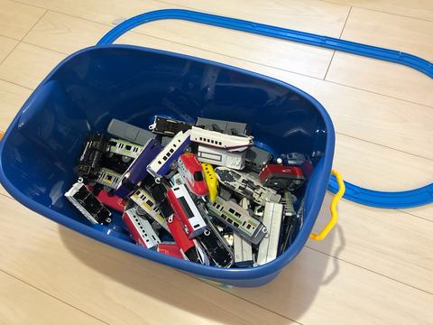 増え続けるプラレールの収納問題を解決した ニトリのふた付き収納box 941のイクメン徒然 家電 Watch