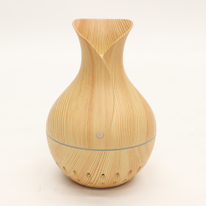 「うるばせ木目ミニ加湿器 DLJSQ19124」