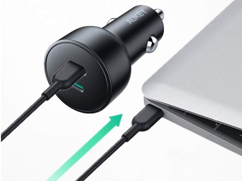 MacBookなどのパソコン充電にも使える