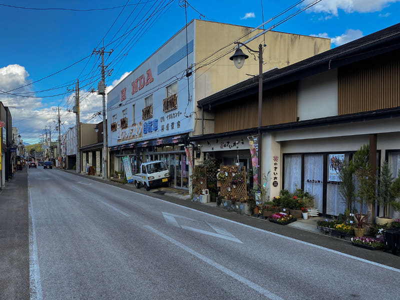 その後は富岡の町をe-bikeで散策