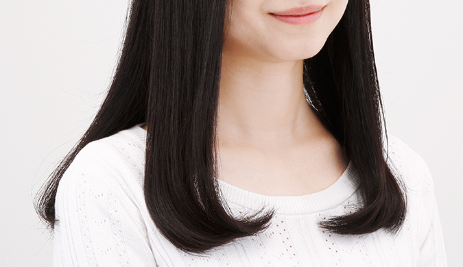 ストレートヘアだけでなく毛先カールのスタイリングもキレイに仕上がる