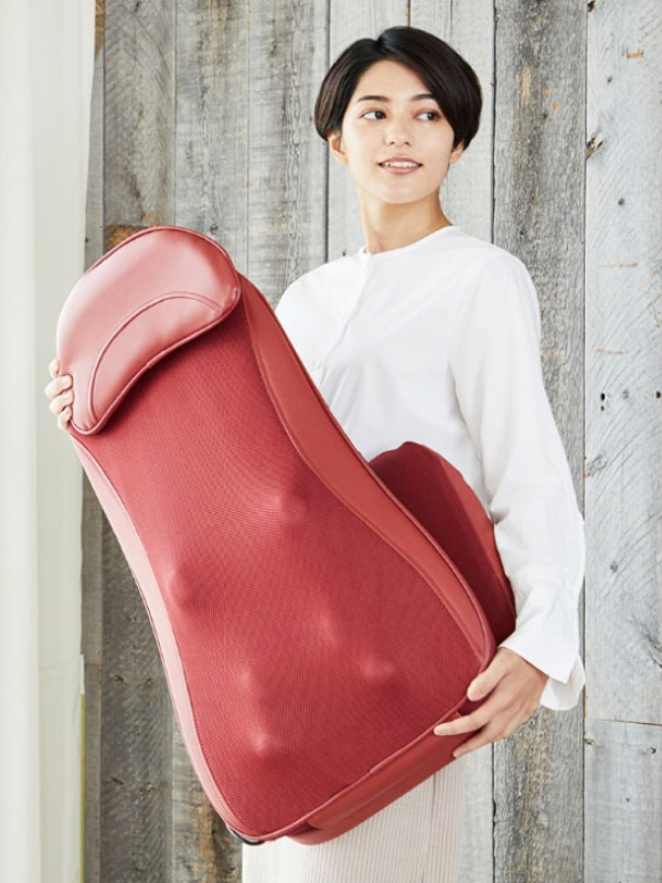 本体重量が約5.2kgと、女性でも簡単に持ち運べるという