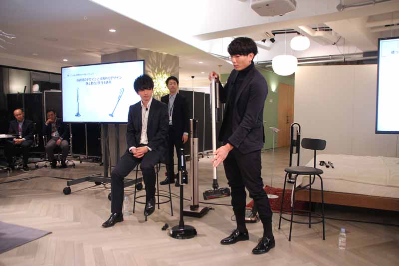 収納時に見える裏面をすっきり見えるようにデザイン