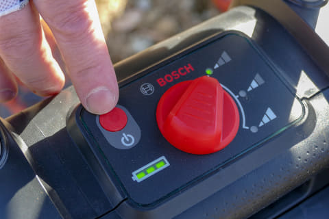 高圧じゃないけど超絶気になる!! ボッシュのコードレス洗浄機「Fontus