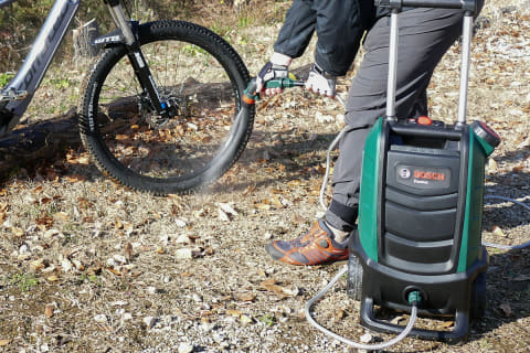 高圧じゃないけど超絶気になる!! ボッシュのコードレス洗浄機「Fontus