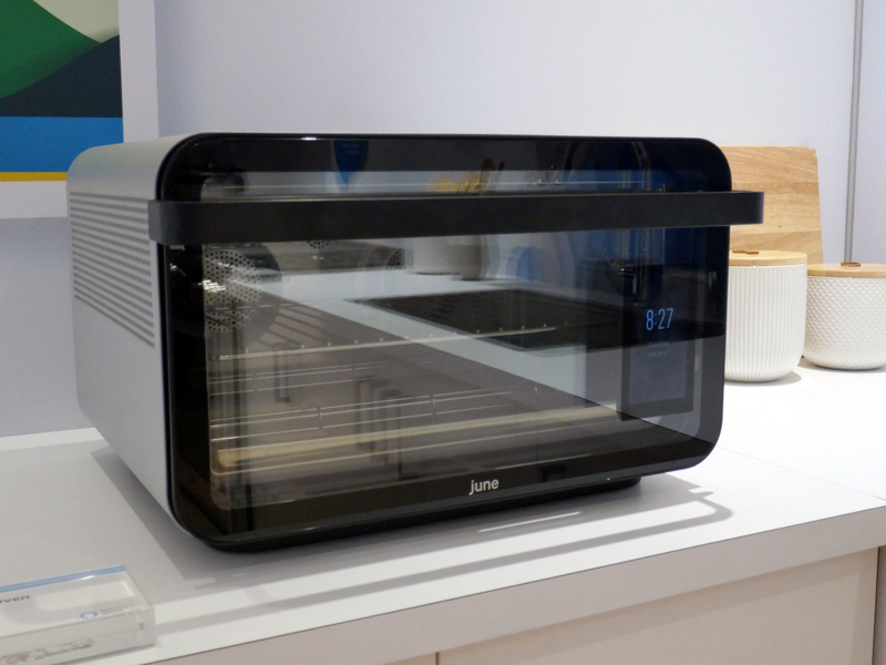 June Life Inc.のスマートオーブン「The June Oven」