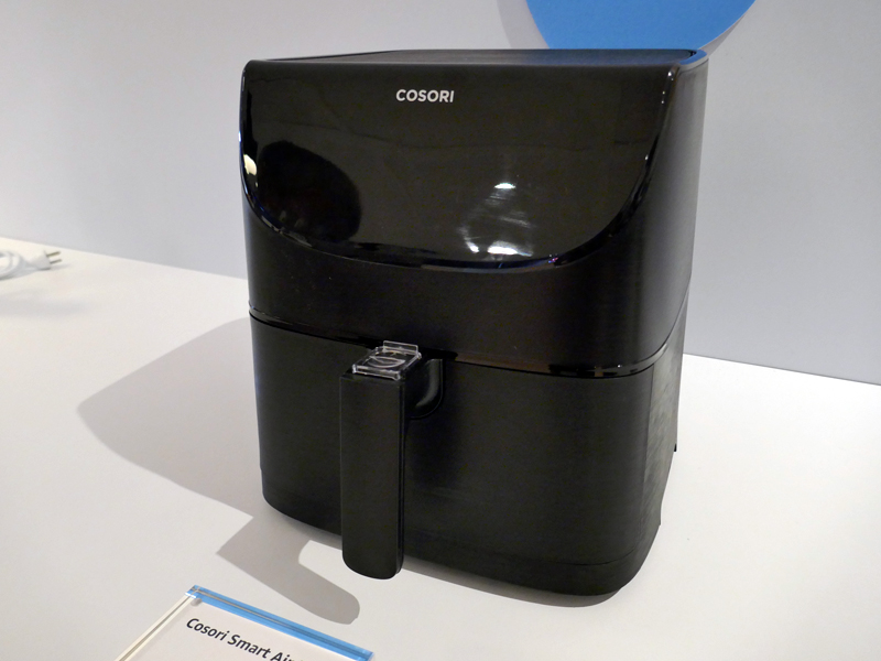 Cosori社のエアーフライヤー「Smart 5.8-Quart Air Fryer」