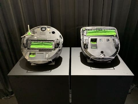 ルンバ初のD型シェイプ、デザインを一新し壁際にも強くなった「ルンバ