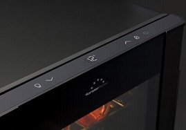 操作パネルを天面に配置したすっきりデザイン