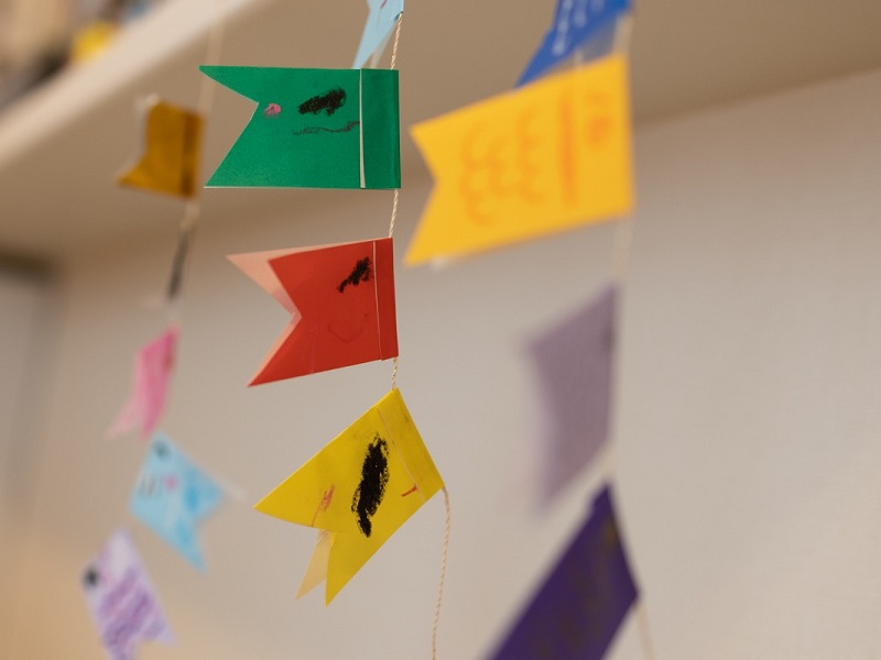 手作りした鯉のぼりたち、なかなか可愛く仕上がりました