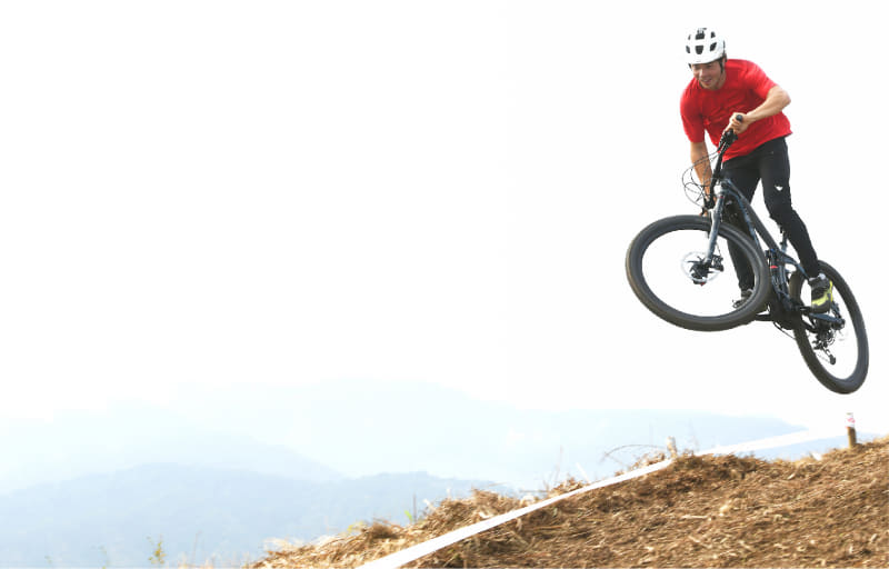 自ら山を掘り起こしてコースを造成した