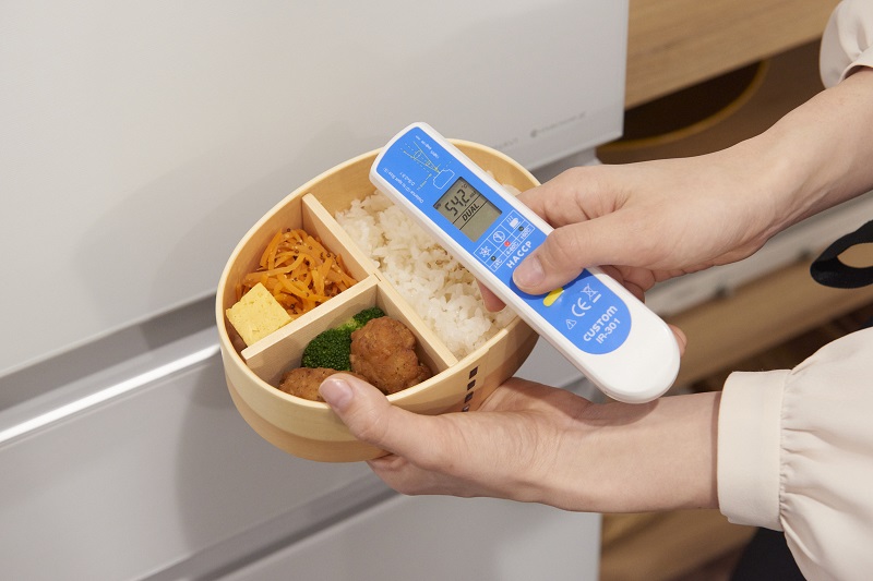 冷蔵庫に入れる前は54.2℃