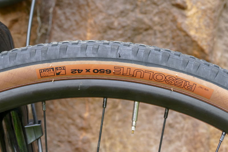 650×42Cのタイヤ